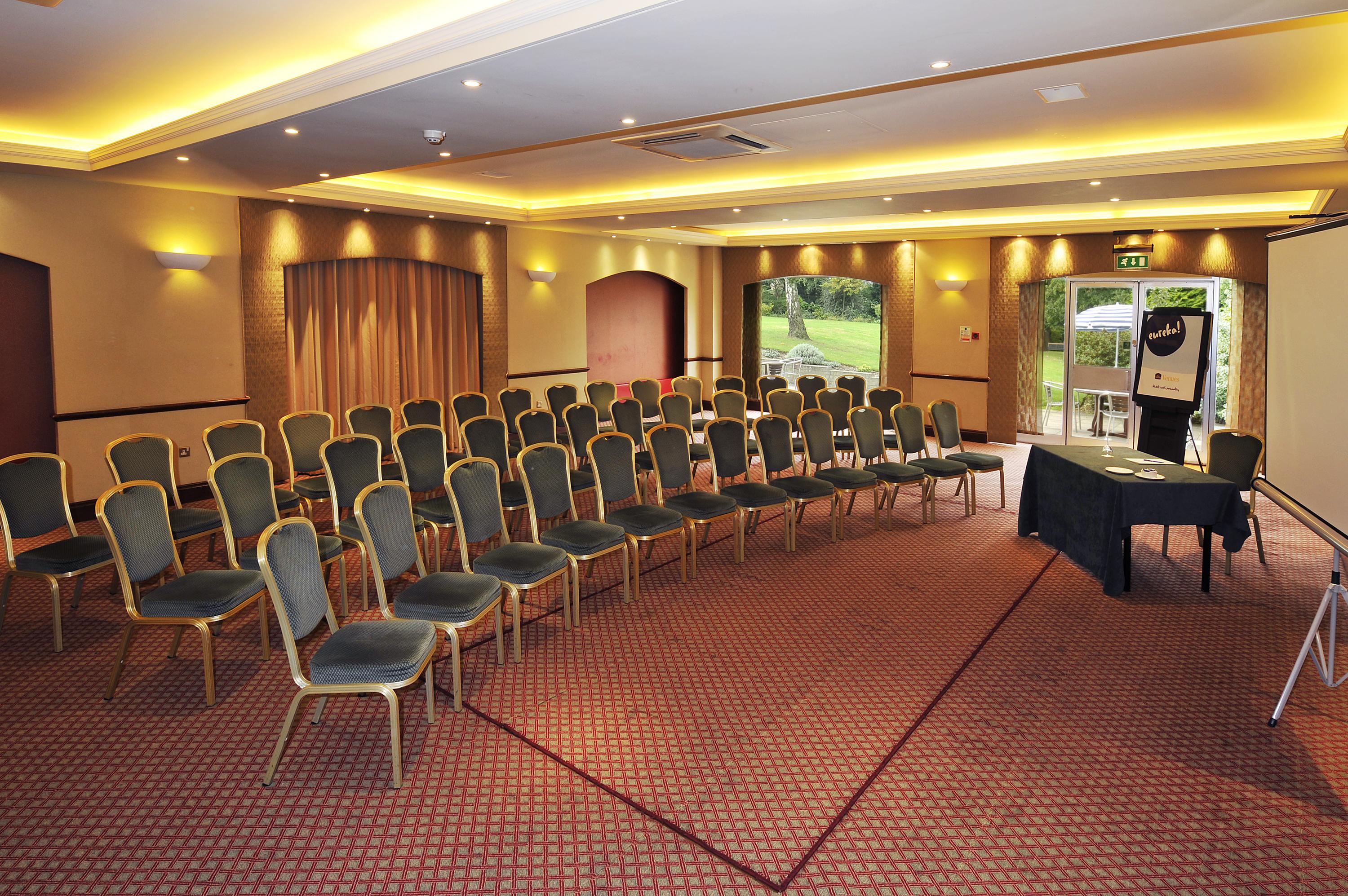 Bromley Court Hotel London Dış mekan fotoğraf