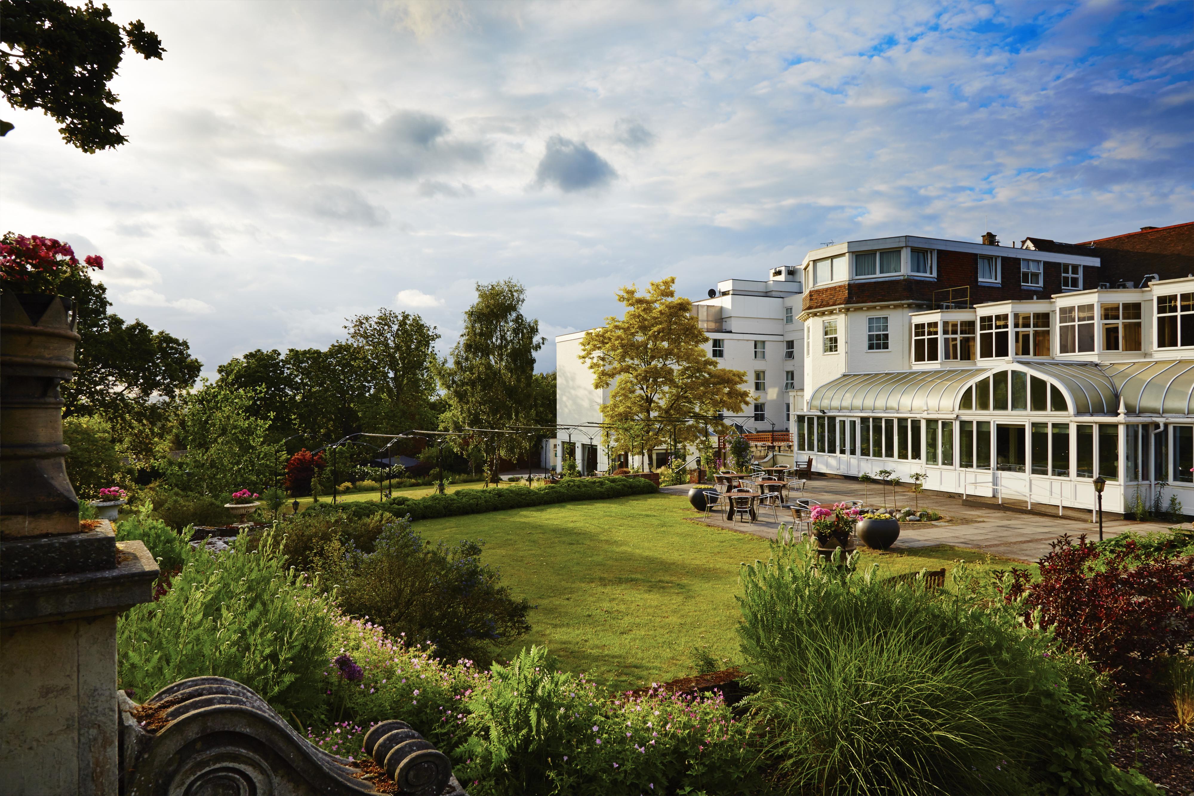 Bromley Court Hotel London Dış mekan fotoğraf