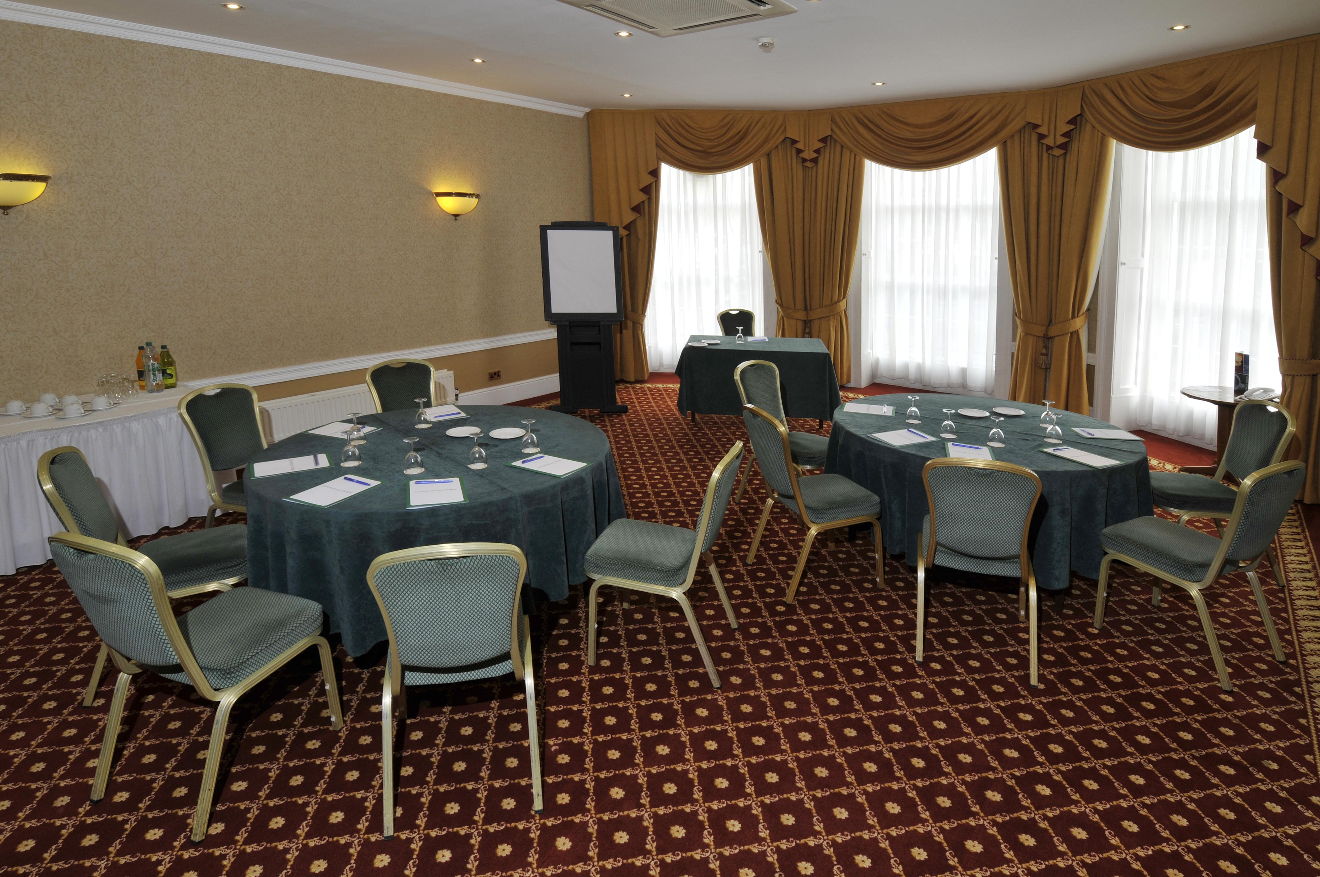 Bromley Court Hotel London Dış mekan fotoğraf
