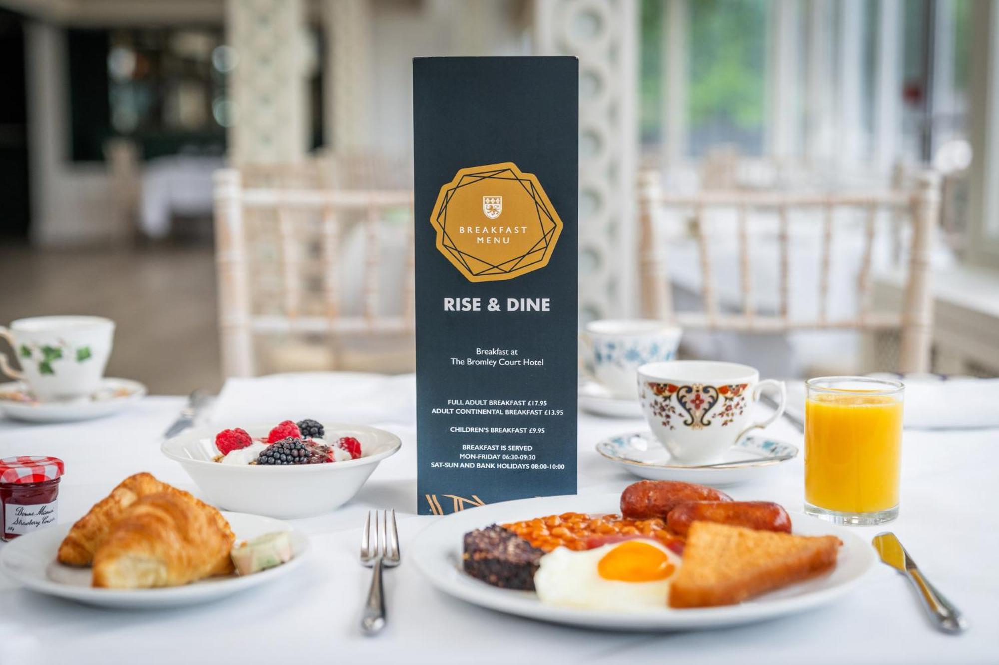 Bromley Court Hotel London Dış mekan fotoğraf